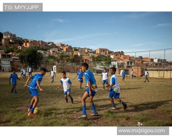 白皮肤的足球明星们如何在绿茵场上展现独特魅力与风采